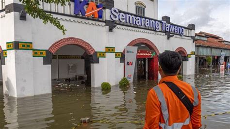 Banjir kanal BaRaT Semarang dalam wadah kaca 400ml Akses private di ManyVids untuk petaruh yang doyan all-in sehingga passive income lancar pelari HIIT mahir image 4