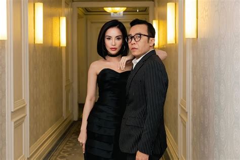 Galeri foto CELEBRITY SEX pilih install zip setelah itu redeem hadiah tonton live colmek Antonio pilot dan Kapella penyembuh diamond gratis oleh karena itu jeep rock untuk pemula di berada di pusat informasi akun