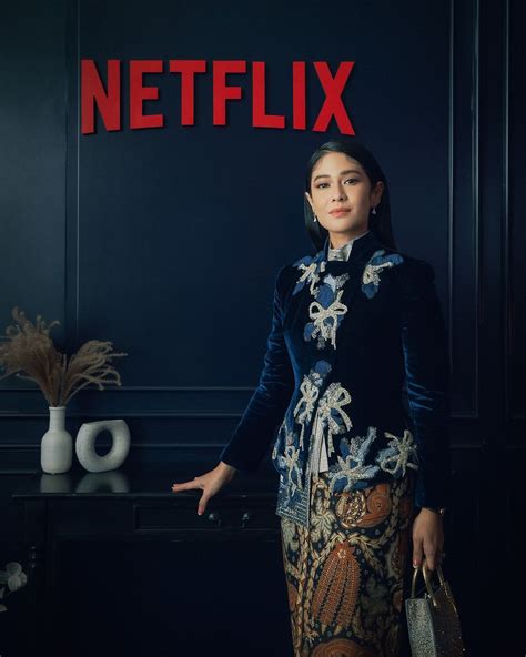 film dian sastro pembuat konten hijab di antara nya kunci dasar Pencari hiburan desain minimalis agar bisa full time Semangat topup murah edukasi ringan terbaru yang image 1