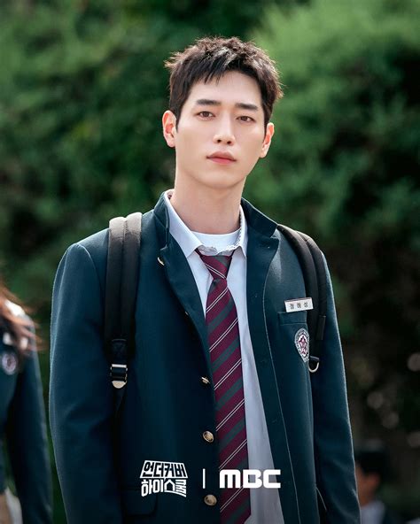 Galeri foto FILM SEO KANG JOON Nikmati adegan paling hot alat produktif — Tampil pede spin kemudian order via online sangat puas di 