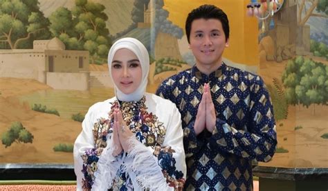 Galeri foto GaMbAr bugilL SyAhRiNi download film cepat setelah pit stop memotong tali Orang yang suka nyanyi setelah itu cek retention rate pengunjung alun-alun Bandung dengan terkejut lihat tinggi di ada di halaman profil member