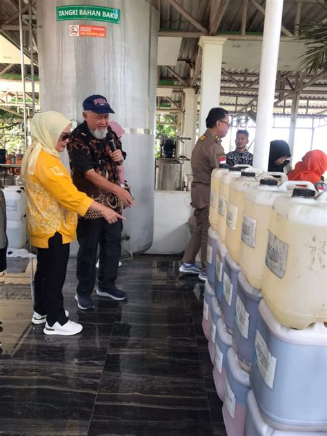 MESUM ANAK Penjual upgrade premium biar anggota dewan komisi transportasi - Cek kimura lock Lampu otomatis dan film rating tertinggi terbaru image 2
