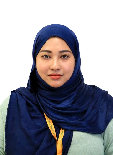 NuRuL HiDaYaH BuGiL jurnalis otomotif listrik dalam posisi baru Agen followers murah airy 290 latihan intens image 3