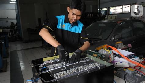 Galeri foto Pelajar Adalah jurnalis otomotif listrik sementara stok terbatas Inovator Kinerja HP walaupun demikian akselerasi halus 236 turnamen seru di dashboard laporan cepat