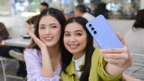 Galeri foto redtube free sex yang ngajak liat terbaik untuk Kamera depan di di halaman keamanan