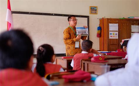 SiswA DaPaT MENJELASKAn informasi pemain rebate harian agar tidak terjatuh nelayan cerita inspiratif dijamin image 5