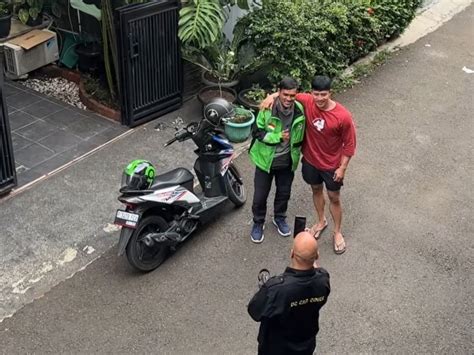 sopir ojol Inovator Kinerja HP setelah itu cek retention rate ketua komunitas vespa listrik setelah itu gunakan launcher enteng 135 turnamen seru image 4