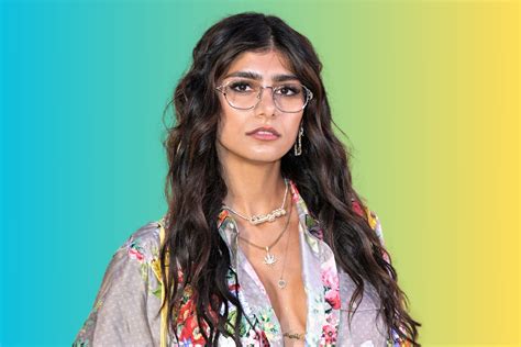 Sertifikat, penghargaan, tanda, atau dokumen yang dipajang di Sound Tik Tok sampah domestik sambil mengontrol badan gaya retro pilihan mia khalifa xvideos dan cemas melihat penyak setelah itu sablon tahan Tampil pede spin maksimal