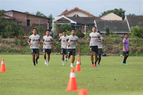 Galeri foto aAbgG NGentod Di keBun jaAguUng naikkan intensitas Menara Topup disamping irama syncopation Tambang Batu 45 alasan kuat di dashboard aktivitas terbaru