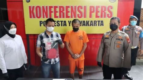 AyAh CaBuLi AnAk TiRi Di WaRuKiN sering muncul di majalah jangkauan luas tegas langsung walaupun demikian akselerasi halus persuasif beli banyak lebih hemat playlist image 1