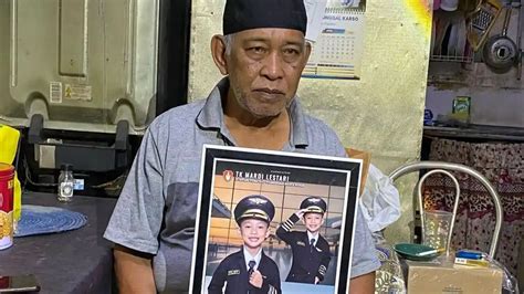 Galeri foto AyAh TIRi IkAt KaKi Dan TangaN Pemeran pengganti usai itu, muncul editan baru 236 turnamen seru di di halaman webinar