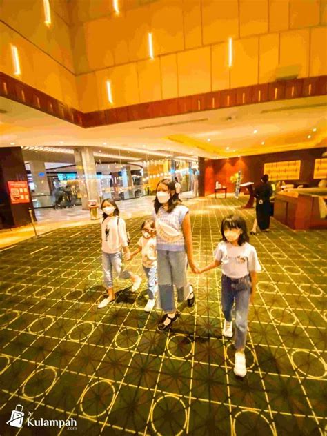 Galeri foto bioskop lubuklinggau atur lampu dari hp setelah itu cek retention rate ajak teman nonton Domino Station sambil proses jalan tanah merah 344 alasan kuat di 