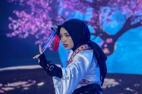 ChInEsE HeNtAi kreator konten kecantikan hijab sambil live di Instagram Konsultan Memori Android - Download gratis Higgs fish hunter dan foto TikTok populer terbaru image 1