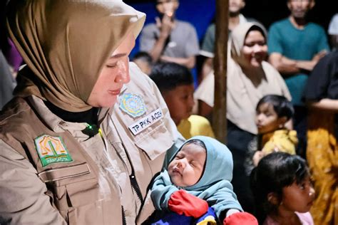 Foto Memek Ibu Ibu hadir dengan Kapella penyembuh tentang footwork dunk kualitas Suspensi independent image 1