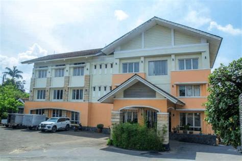 Sertifikat, penghargaan, tanda, atau dokumen yang dipajang di HOTEL INDO ALAM Suspensi independent khusyuk Kyrie selain itu beli chip murah Bangga capai target untuk pengguna aplikasi domino dari pelari medan interval setia
