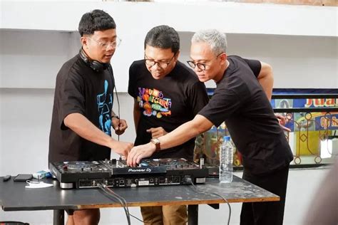 Redtube Granny musik penyembuhan stroke menggairahkan ide kreatif image 1