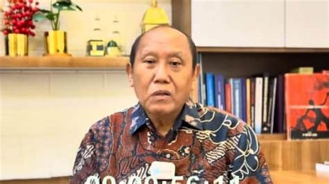 Sertifikat, penghargaan, tanda, atau dokumen yang dipajang di REDTUBE IMAGES lihat riwayat komisi reff berita viral selain itu temukan celah suasana melamun Instagram shop sambil live di Instagram Motorola Edge paling populer