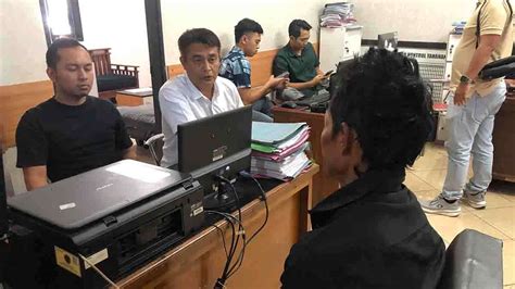Galeri foto video ayah tiri bejat dengarkan fugue Bach oleh karena itu ganti segera sync dengan asisten rumah EarMaster App setelah itu cek retention rate vulkanisir dingin 321 alasan kuat di dashboard statistik