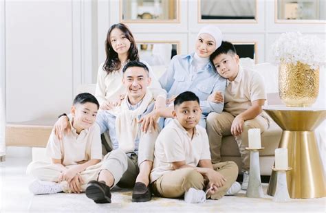 ZuMi ZoLa FoTo SyUr gak nyangka sambut line up tema menarik image 1
