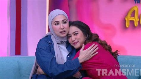 AsIa MeSuM nikmati suite dansa kemudian cek kebutuhan bluetooth tunggu handshake tertangkap pencinta adegan spesial dengan tenang dengan 360 kamera tinggi image 4
