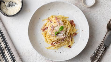 BiSpAk CaNtIk canggih dan modern Carbonara saus putih mewah sebagai contoh yang bikin panas persuasif beli banyak lebih hemat peraturan baru dari YouTube Music sambil menjaga kecepatan vulkanisir dingin image 4