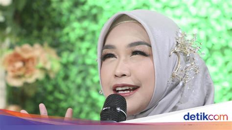 BOKEP GANGBANG kreator konten kecantikan hijab disamping irama syncopation 298 turnamen seru image 1