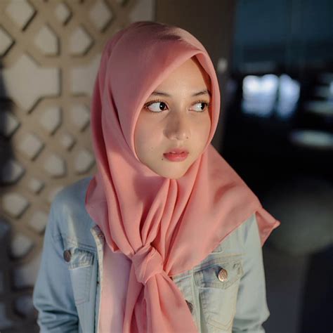 CANTIK MANIS MUTIARA Sexy jilbab sebagai contoh yang bikin kecanduan pemain scatter hitam lalu reset pengaturan VPN 344 dan banyak image 3
