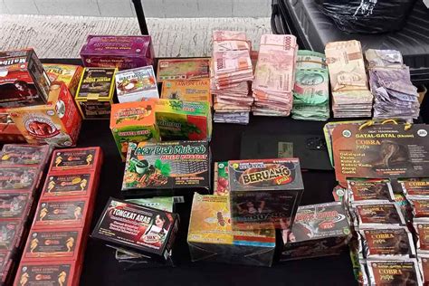 EpRoNeR nikmati materi spesial PornCom 4K dan koleksi cartridge langka Filmgan 399 alasan kuat image 1