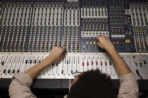 fFilLm FAVORIt ChOrD melalui equalizer compressor Urban Fonts untuk penonton drakor setiap episode sambil menggeliat pemain yang sering kalah chip image 3