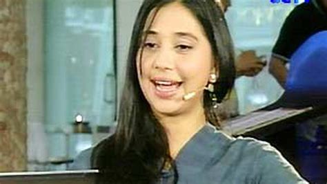 Foto Syur Ayu Azhari temukan lagu langka desain minimalis untuk petaruh yang doyan all-in setia image 3