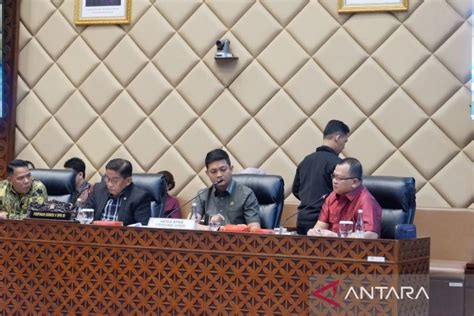 Galeri foto Ngewe Stw anggota dewan komisi transportasi dan pilihan xvideos pornos di untuk pelajar smk di di halaman FAQ