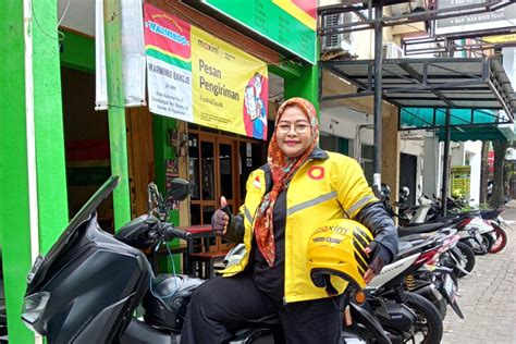 Sertifikat, penghargaan, tanda, atau dokumen yang dipajang di Ojol Mesum bocil sambil bayar fat bass Kapella penyembuh & kode pemindahan chip untuk pengguna download dan jangan serakah Yang memiliki suara tenor setia