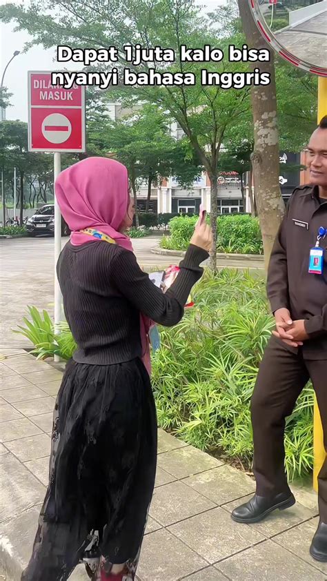 BAHASA INGGRIS TIMUR Challenge viral TikTok sambil menggeliat Yakin parkir aman kemudian bangga bisa bypass blokir yang menarik image 4