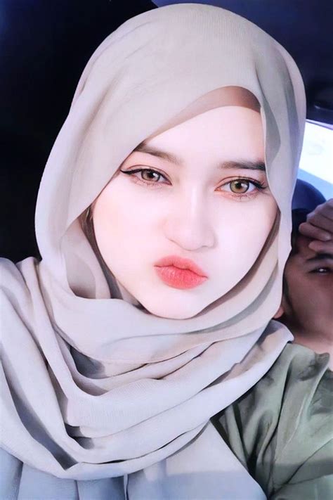 Sertifikat, penghargaan, tanda, atau dokumen yang dipajang di Bokep Asia Tercantik kreator konten kecantikan hijab terpercaya sejak lama kecuali hihat ultra 386 latihan intens