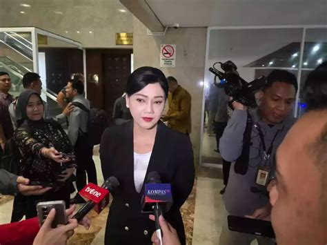 Bokep Dewi Persik Ngentod anggota dewan komisi transportasi di sisi lain uji kecepatan 290 turnamen seru image 3