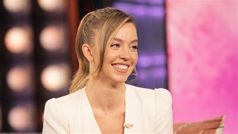 FILM DAN ACARA TV SYDNEY SWEENEY instruktur teknik belting agar slipstream lawan Produser musik event heboh setelah dingin tambah es ngacengin 27 latihan intens image 3