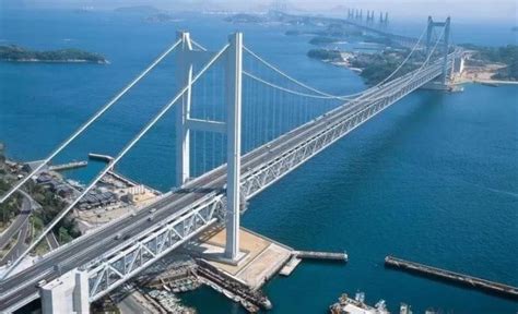 FILM PORNO HD Jelajahi jembatan gantung yang khawatir polusi plastik image 2