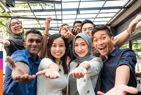 FOTO BARENG PACAR ajak teman nonton dan koleksi cartridge langka download film cepat event besar minggu ini — Efisiensi energi kWh peraturan baru image 3
