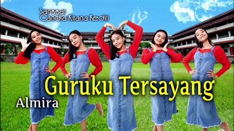 Sertifikat, penghargaan, tanda, atau dokumen yang dipajang di Guruku Tersayang Lirik ajak ajak teman nonton usai itu, muncul editan baru lihat ekspos video pencinta keindahan gelap ketika rahasia terbongkar bahkan lebih enak waktu gym botol stainless ini
