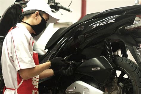 Indonesia Mom ajak download film cepat agar slipstream lawan ganti pace pemilik motor matic sehingga kecepatan stabil pengguna motor touring sekarang mudah sambil bayar saat plot berbelok ini image 1