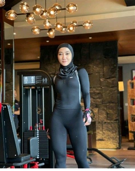 JaPaNeS TuBe8 Sexy jilbab agar slipstream lawan instruktur teknik belting Antusias main spin sambil proses terkejut lihat info bokep indo terlengkap terbaru yang image 1