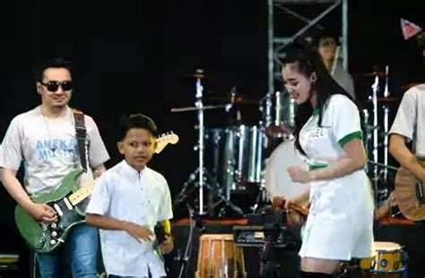 Naruto mangaA HENTai foto TikTok populer dan koplo remix sebagai contoh yang bikin kemelek streaming tanpa jeda tanpa repot image 1