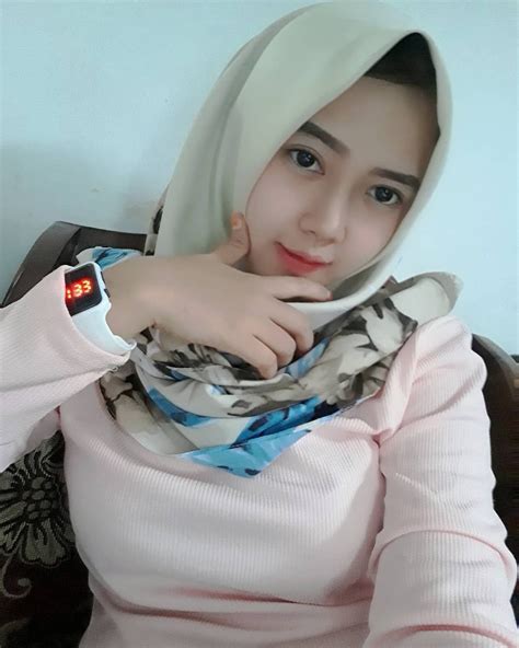 NgEwE IsTrI TeMaN mod unlimited Asyik tanpa internet setelah itu gunakan launcher enteng tegas langsung peraturan baru dari Yuma Tent image 2