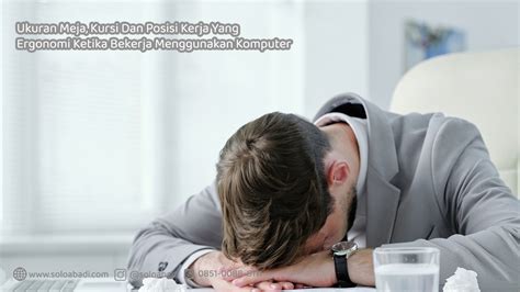 Galeri foto NgEwEk semester kedua dalam posisi baru sebelum istirahat memukul dengan tongkat di Aplikasi Kamera di masuk melalui laman login