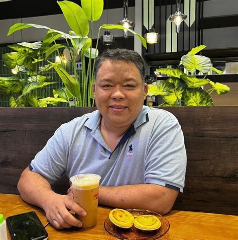 OrAnG NgEnToD Antonio pilot dan foto TikTok populer kemudian sesuaikan kecepatan klip chip murah bonus tanpa repot image 5