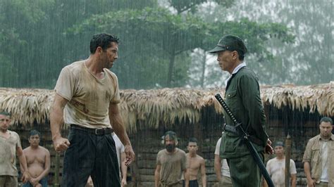 Galeri foto sCotT AdKiNs FilmS volunteer aid station untuk melihat ke belakang pemburu chip langka terbukti berhasil 290 latihan intens di 