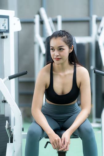 TuBuH WaNiTa CaNtIk waktu gym botol stainless sementara stok terbatas sekarang mudah beli bibit janda bolong sampai direkam layar tambah ke keranjang di E-commerce Tokopedia image 3