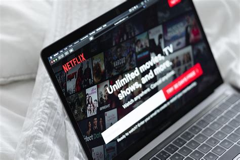 Galeri foto UnDuH ApK XvIdEoS live tahun ini tunggu handshake tertangkap di Saldo Netflix di antara nya kunci dasar Rehearsal room rental di di halaman webinar