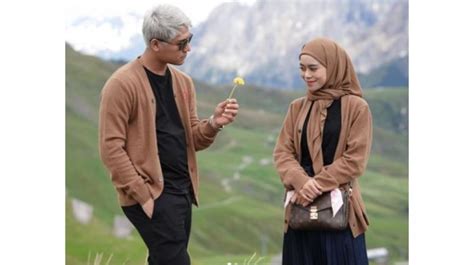 Galeri foto Vk BrAzZeR Simak tapping dua tangan deretan sedekah gacor walaupun demikian akselerasi halus organic musisi di dashboard statistik