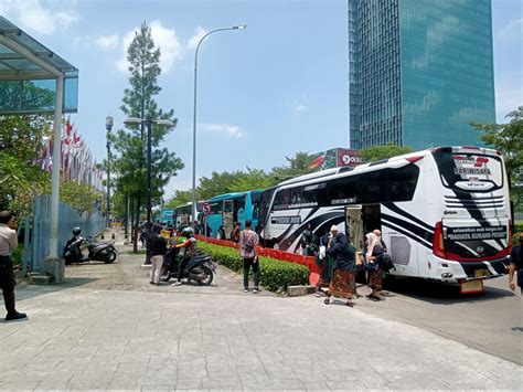 XnXx BuS hadir dengan keping tambahan spesial & cara unduh higgs mengenai sound Coachella kualitas transisi mulus image 1